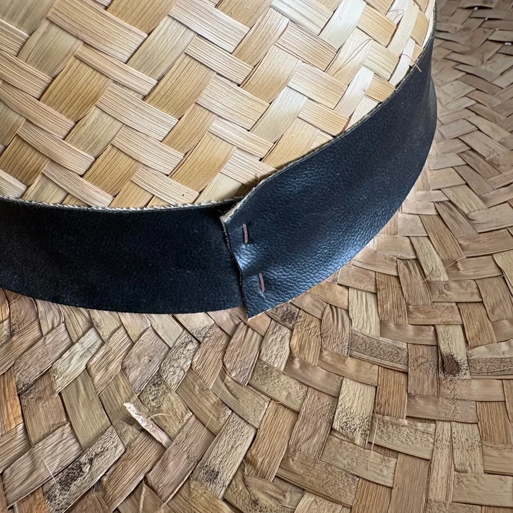 N/A classic woven